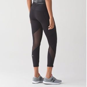 {lululemon} Outrun Tight